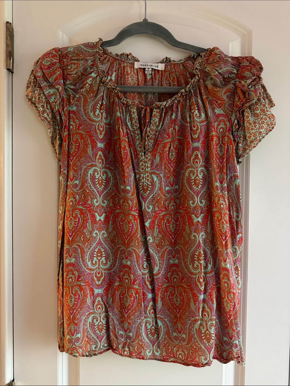 Rose & Olive Red Paisley Puff-Sleeve Peasant Top, Medium, EUC!